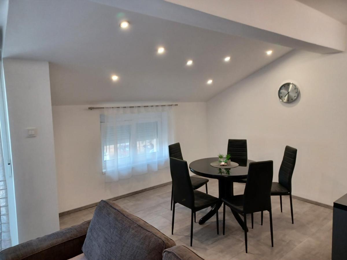 Apartmani Dream Pula Extérieur photo